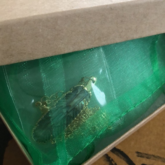 Abalone feather necklace - Picture 8 of 8